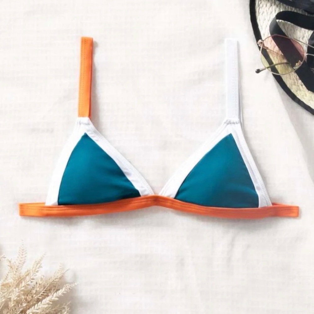 SHEIN TRIANGLE BIKINI TOP || NEVER WORN